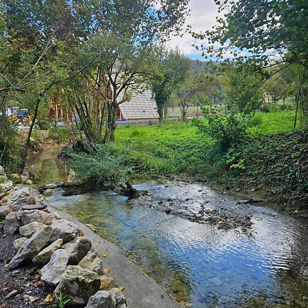 Vakantiehuis Golden Spa A-Frame 2 Bihać
